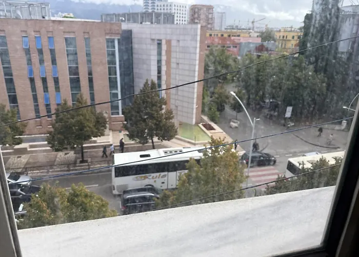 Prime Location - Shared Bath